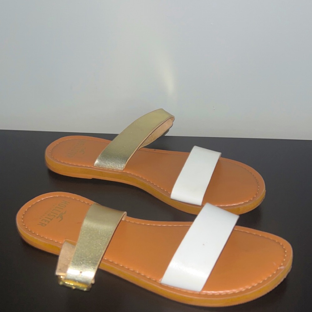 Hollister sandals great for summer and comfortable
